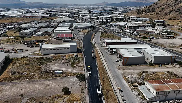 Kayseri'de Sazyolu Caddesi yenileniyor