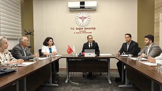 Kayseri'de sigarayı bırakan vatandaşlar 'Teşekkür belgesini' aldı!