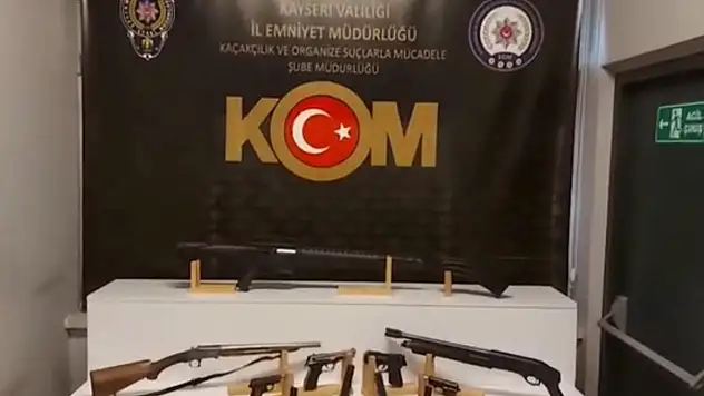 Kayseri'de kaçak silah operasyonu 2 şüpheli yakalandı