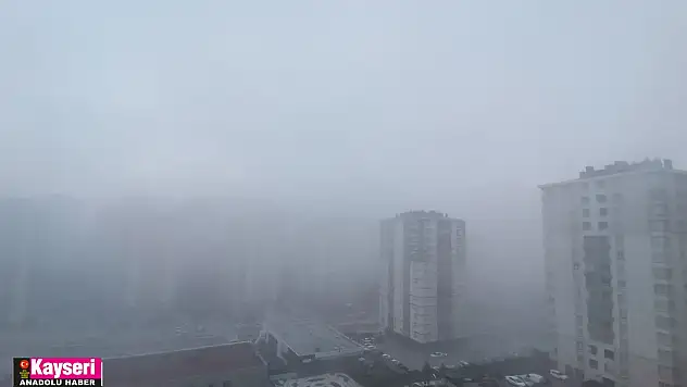 Kayseri'de sis etkili oldu