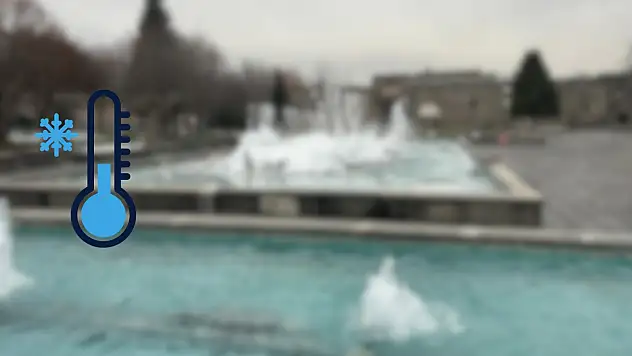 Kayseri'de soğuk hava onları da vurdu: Şehrin ortasında buz kesen görüntüler!