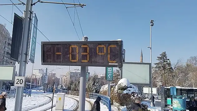 Kayseri'de soğuk hava termometreleri bozdu