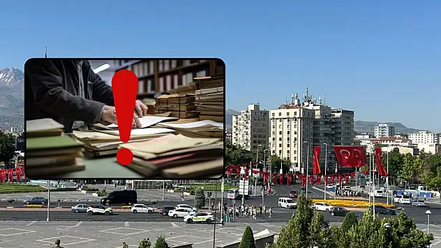 Kayseri'de mahkeme dosyalarının biri imha edildi, diğeri kayboldu