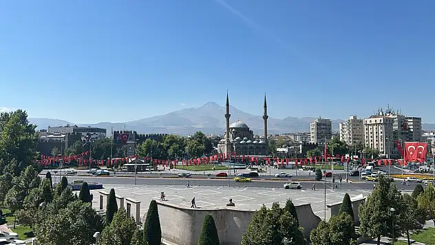 Kayseri'de son hafta telaşı -Vatandaş randevu bulmakta zorlanıyor!