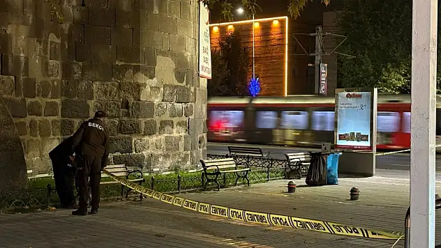 Kayseri'de şüpheli çanta emniyeti alarma geçirdi!