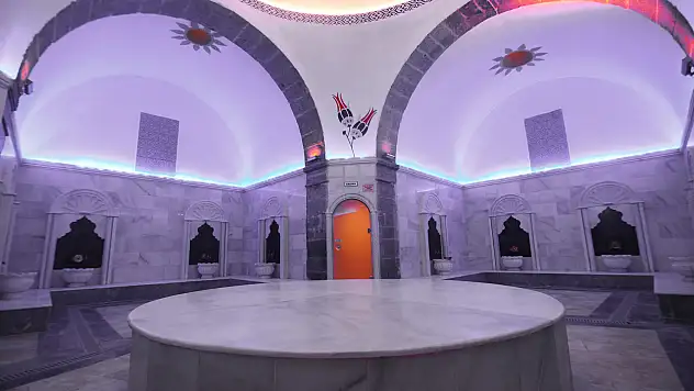 Kayseri'de tarihi hamama büyük ilgi