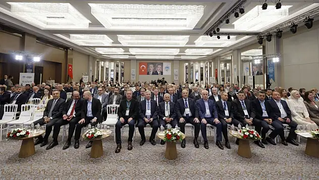 Kayseri'de Tarihi Kentler zirvesi: 'Tarih akıyor, Kayseri tarihi konuşturuyor'