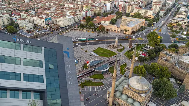 Kayseri'de toplu iş görüşmesi fırsatı: 21 firma 585 yeni personel alacak!