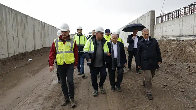 Kayseri'de trafik çilesi bitiyor mu? Büyükkılıç milyonların beklediği tarihi açıkladı!
