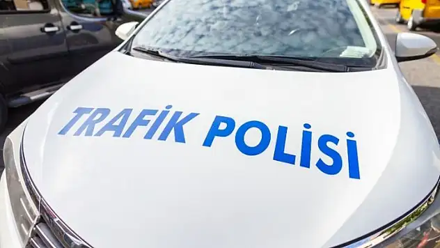 Kayseri'de trafikte sıkı denetim: 1.727 sürücüye ceza