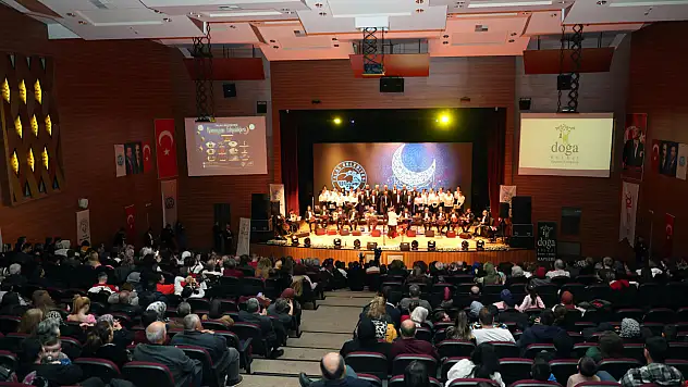 Kayseri'de TRT sanatçısı Alp Arslan rüzgarı esti!