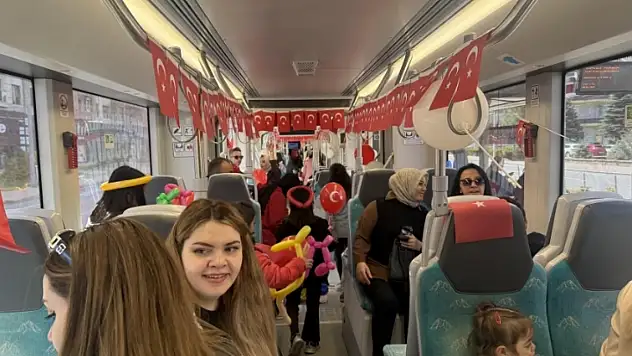 Kayseri'de ücretsiz Çocuk Treni etkinliği miniklerden tam not aldı