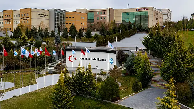 Kayseri'de üniversitede akreditasyon hazırlığı! Saha ziyareti öncesi kritik toplantı