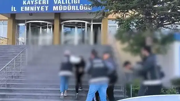 Kayseri'de uyuşturucu operasyonu: 22 gözaltı!