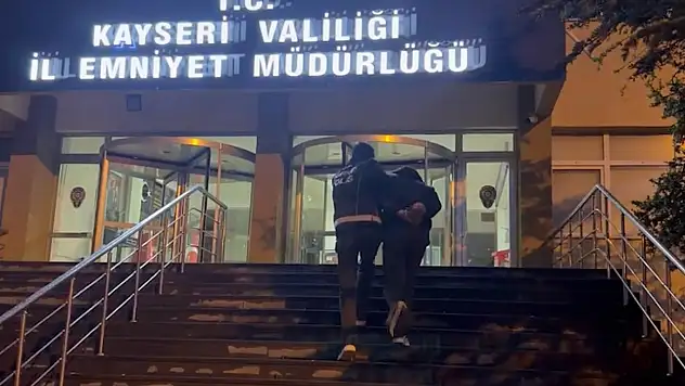 Kayseri'de uyuşturucu operasyonu: 4 gözaltı