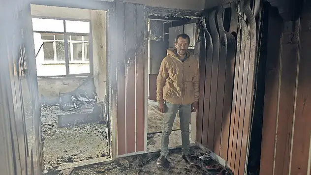 Kayseri'de yangın mağduru baba, 3 çocuğu için yardım bekliyor