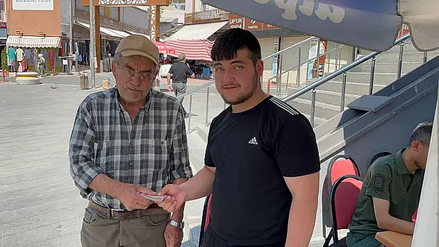 Kayseri'de yaşayan Suriyeli Muhammed'den örnek davranış