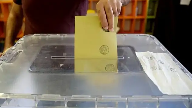 Kayseri'de 40 yıl sonra bir ilk! Yeni başkan Tuncay Ersoy oldu