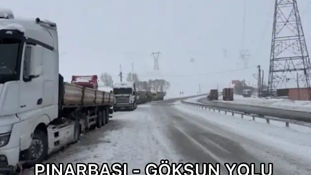 Kayseri'de yoğun kar yağışı sürüyor – İşte yolların son durumu!