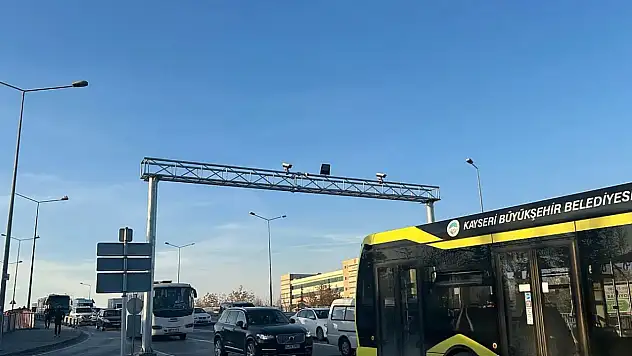 Kayseri'de yola çıkacaklar dikkat! Toplu taşıma saatlerine 19 Mayıs düzenlemesi...