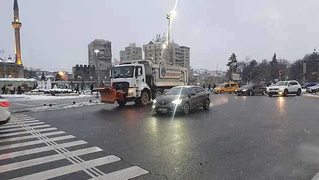 Emniyet Kayseri'de yolların son durumunu aktardı!