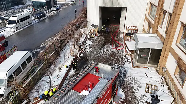 Kayseri'deki fabrika yangını havadan görüntülendi