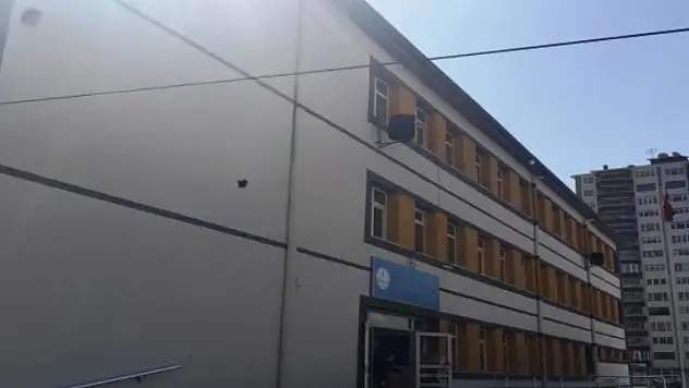 Kayseri'deki o okuldan gelen görüntüler Türkiye gündeminde