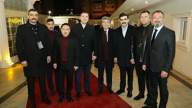 Kayseri'deki Sivaslı kaymakam hemşehrilerini yalnız bırakmadı!