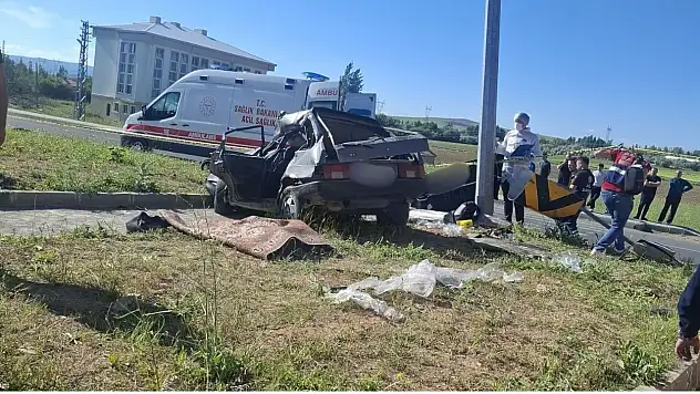 Kayseri'den acı haber! İki otomobil kazaya karıştı 1 yaşındaki bebek hayatını kaybetti