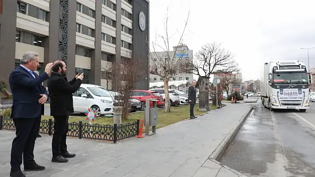 Kayseri'den Gazze'ye destek eli sürüyor – 24 tır yola çıktı!