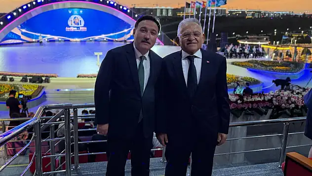 Kayseri'den iki önemli isim Özbekistan'a gitti!
