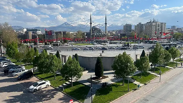 Kayseri'den kısa kısa: Asayiş, Hac kafilesi, İhracat rakamları, Kene, Yeraltı Çarşısı, Kayserispor ve Türkiye'de tek!
