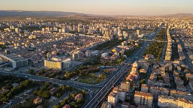 Kayseri'den Kısa Kısa: Tefecilik, Kaçak Sigara, Anahtar Parti, Kayseri Havalimanı, Süt Zammı, Kayserispor