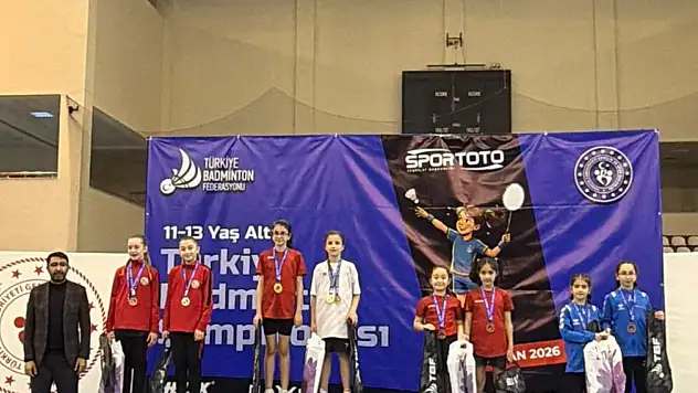 Kayseri'den Türkiye şampiyonluğu çıktı! 11 yaş altı sporcudan çifte başarı