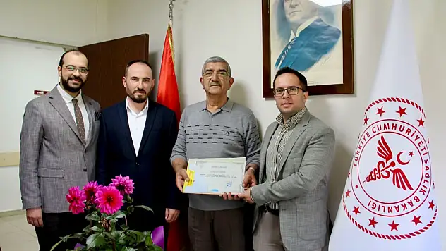 Kayseri Devlet Hastanesi'nde görev yapan doktor 43 yılın ardından emekli oldu!