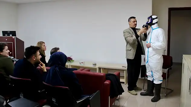 Kayseri Devlet Hastanesi'nde kritik eğitim