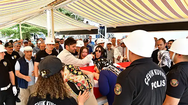 Kayseri Emniyeti'nde görevli polis memuru son yolculuğuna uğurlandı...