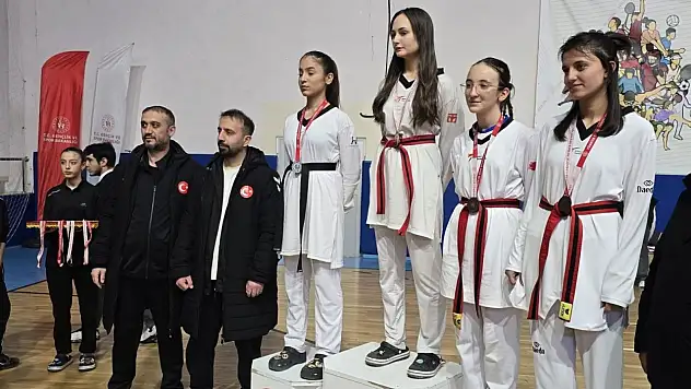 Kayseri ERVA Spor Kulübü öğrencileri 9 madalya ile kürsüye çıktı!