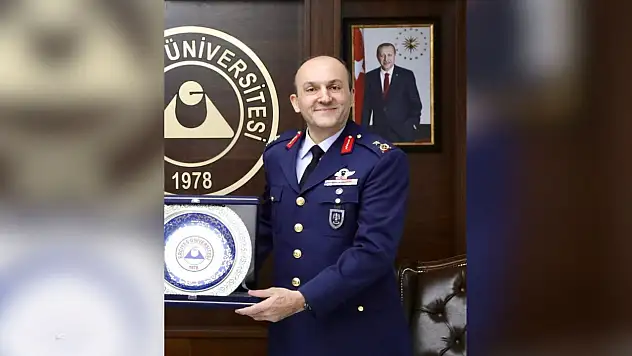Kayseri Garnizon Komutanı emekliye sevk edildi