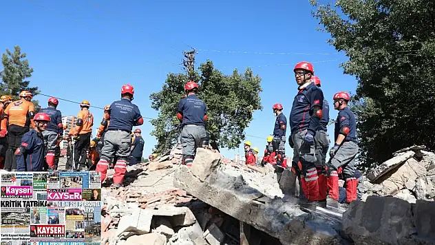 Kayseri Gazetelerinde 24 Eylül Çarşamba günü manşet tek: Deprem Tatbikatı!