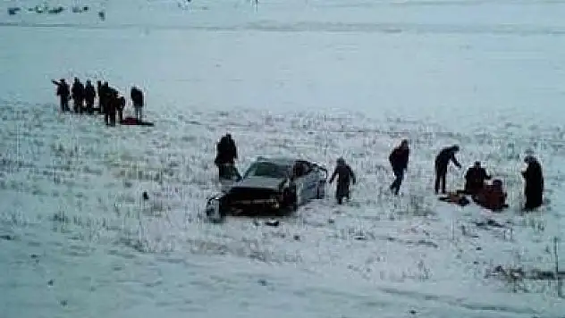 Kayseri'de otomobil şarampole yuvarlandı: 1 ölü, 5 yaralı