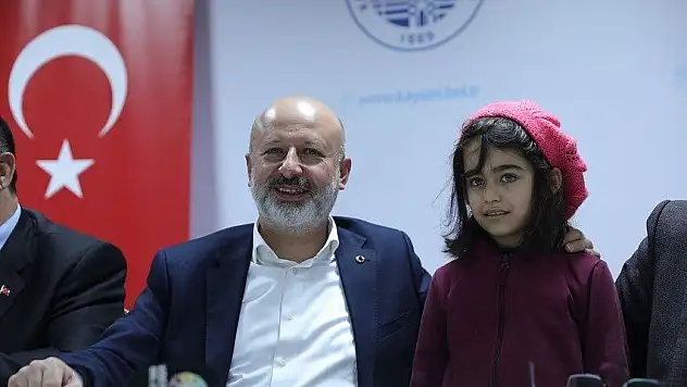 Başkan Çolakbayrakdar çiftçilerle bir araya geldi