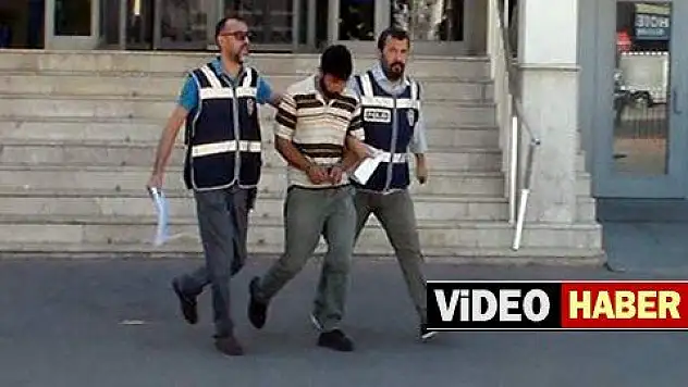 Halatla otomobil çaldı