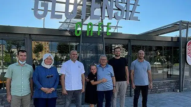 Glütensiz Kafe'de sona doğru