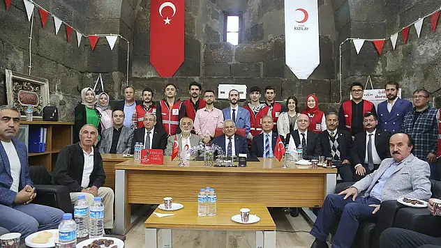 Büyükkılıç sivil toplum kuruluşları ile bayramlaştı