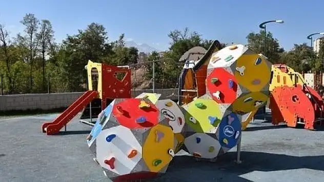 Kocasinan 'da daha modern ve fonksiyonel parklar