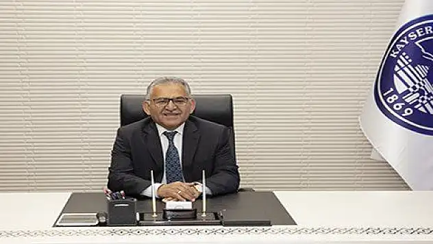 BAŞKAN'DAN ÖĞRENCİLERE YURT MÜJDESİ