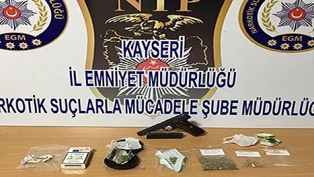 Polis uyuşturucu tacirlerine gözaçtırmıyor 