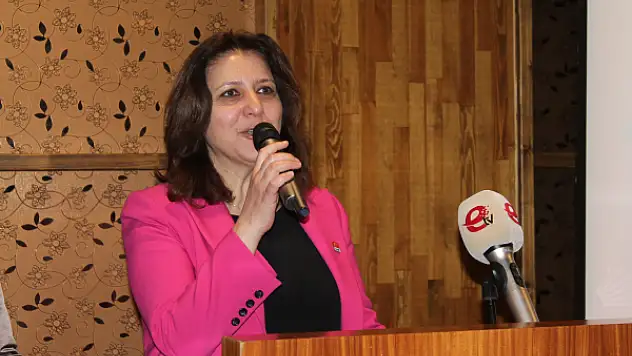 CHP'den sazlı sözlü Kadınlar Günü etkinliği