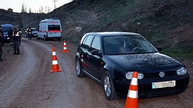 Baba ile oğlu av tüfeğiyle öldürüldü  
